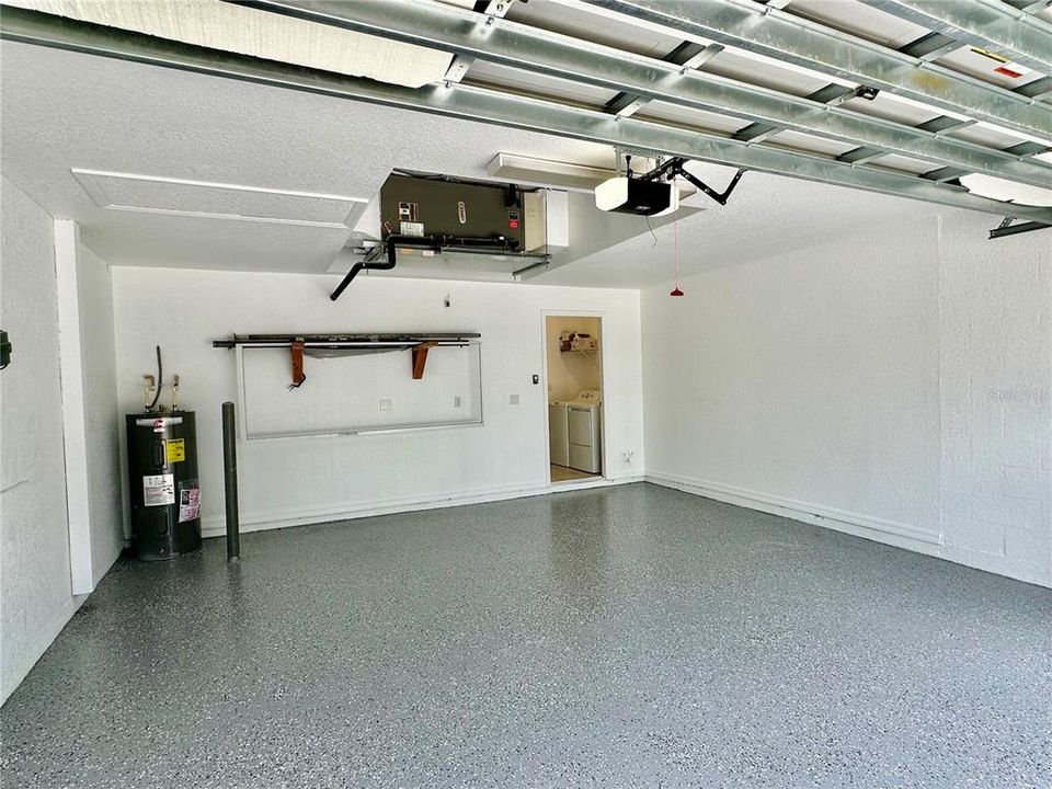 Active With Contract: $2,600 (3 beds, 2 baths, 2042 Square Feet)