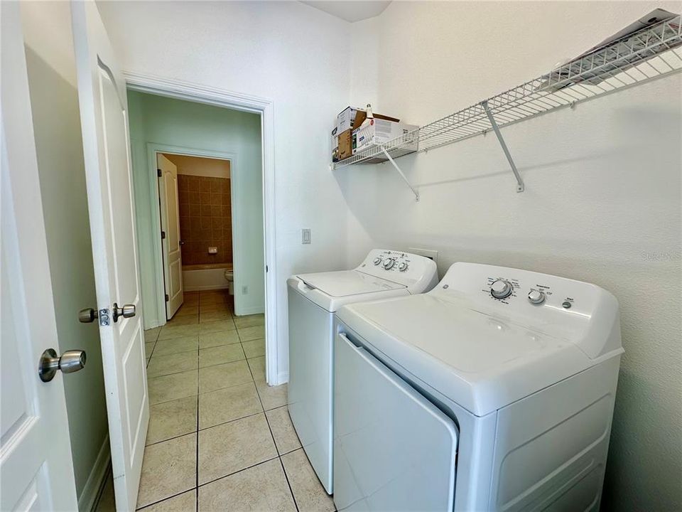 Active With Contract: $2,600 (3 beds, 2 baths, 2042 Square Feet)