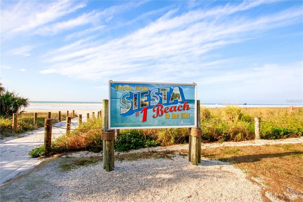 Active With Contract: $2,600 (3 beds, 2 baths, 2042 Square Feet)