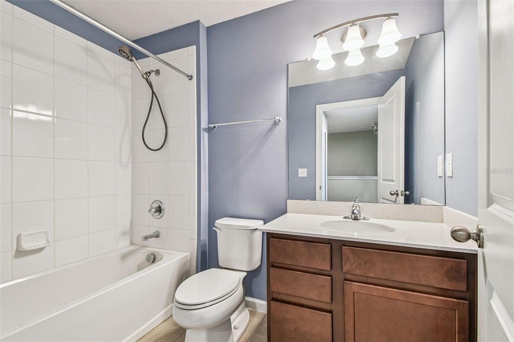 En Venta: $345,000 (3 camas, 2 baños, 1582 Pies cuadrados)