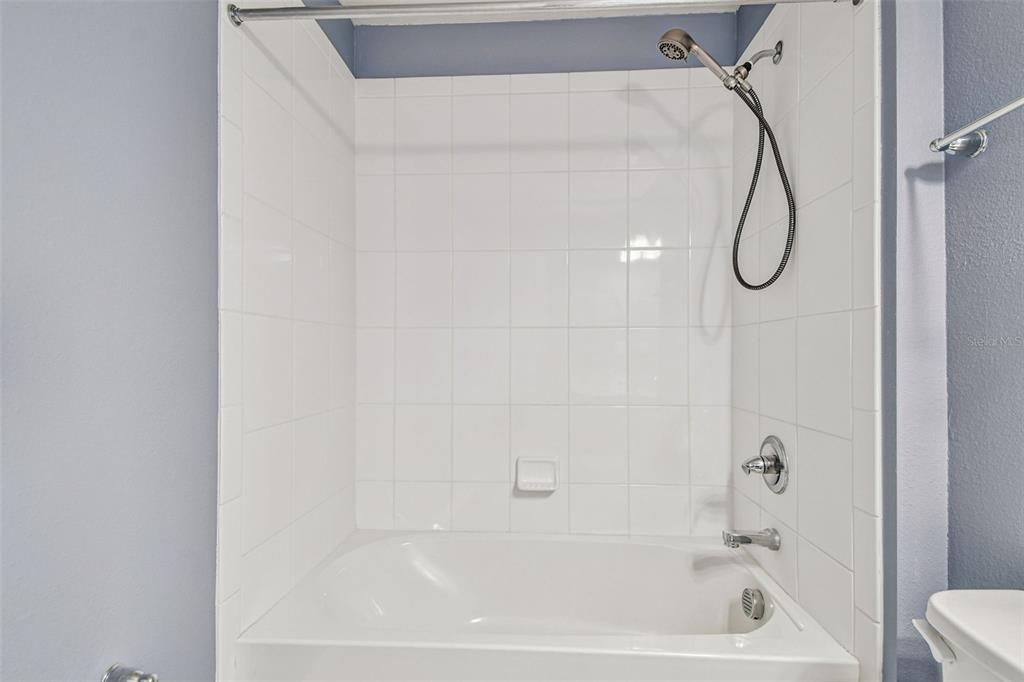 En Venta: $345,000 (3 camas, 2 baños, 1582 Pies cuadrados)