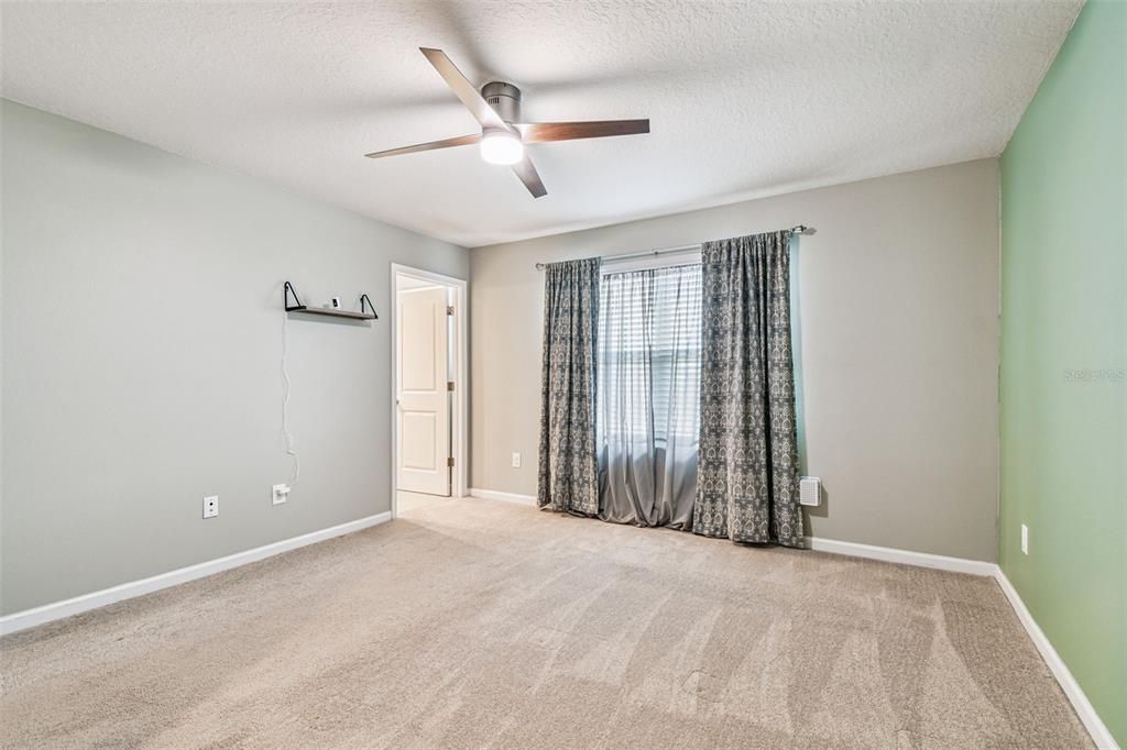 En Venta: $345,000 (3 camas, 2 baños, 1582 Pies cuadrados)