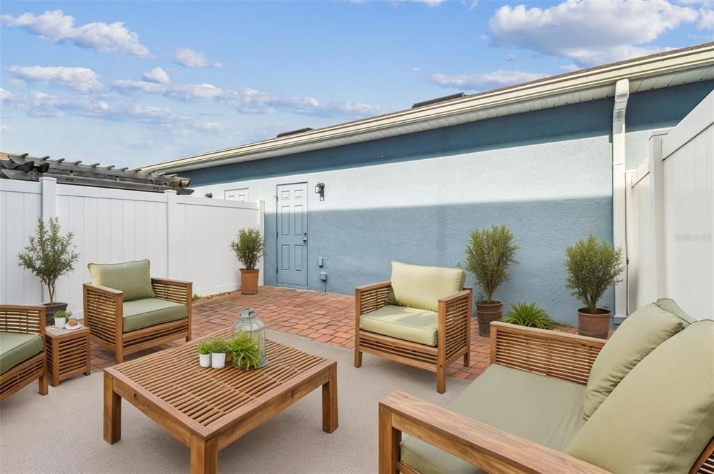 En Venta: $345,000 (3 camas, 2 baños, 1582 Pies cuadrados)