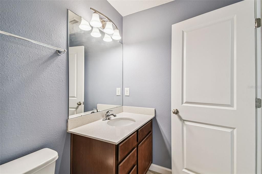 En Venta: $345,000 (3 camas, 2 baños, 1582 Pies cuadrados)