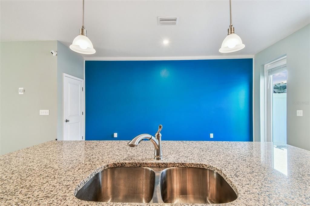 En Venta: $345,000 (3 camas, 2 baños, 1582 Pies cuadrados)