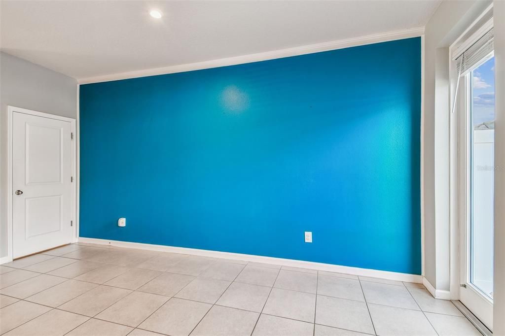 En Venta: $345,000 (3 camas, 2 baños, 1582 Pies cuadrados)