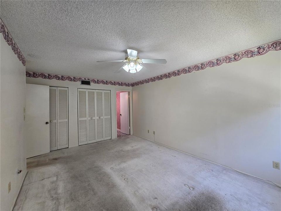 На продажу: $119,000 (2 спален, 2 ванн, 1138 Квадратных фут)