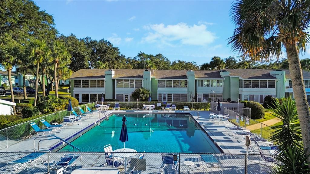 На продажу: $119,000 (2 спален, 2 ванн, 1138 Квадратных фут)