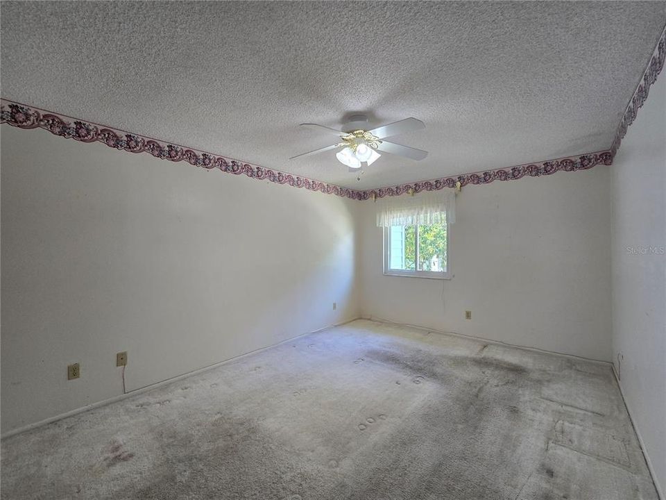 На продажу: $119,000 (2 спален, 2 ванн, 1138 Квадратных фут)