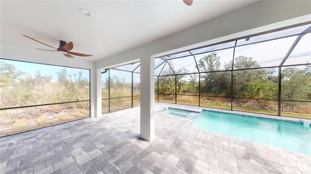 合同活跃: $499,900 (3 贝兹, 2 浴室, 1884 平方英尺)