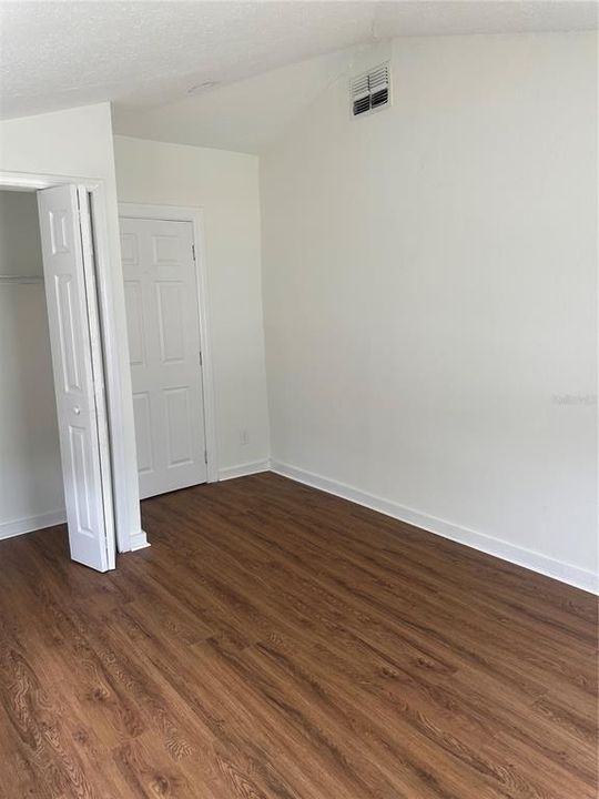 Active With Contract: $240,000 (4 beds, 1 baths, 1115 Square Feet)