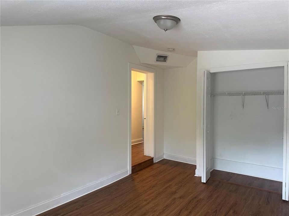 Active With Contract: $240,000 (4 beds, 1 baths, 1115 Square Feet)