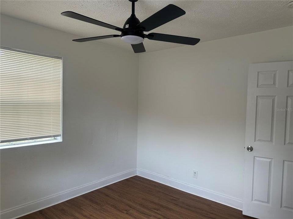 Active With Contract: $240,000 (4 beds, 1 baths, 1115 Square Feet)