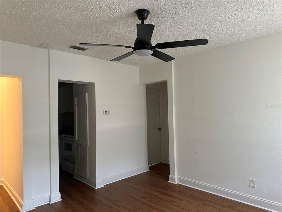 Active With Contract: $240,000 (4 beds, 1 baths, 1115 Square Feet)