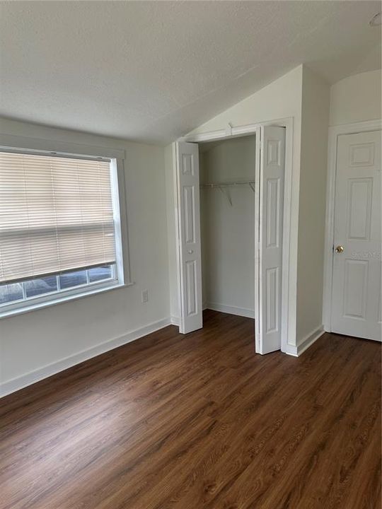 Active With Contract: $240,000 (4 beds, 1 baths, 1115 Square Feet)