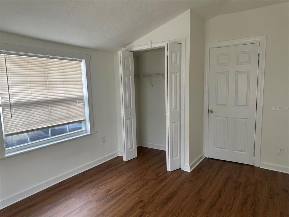 Active With Contract: $240,000 (4 beds, 1 baths, 1115 Square Feet)