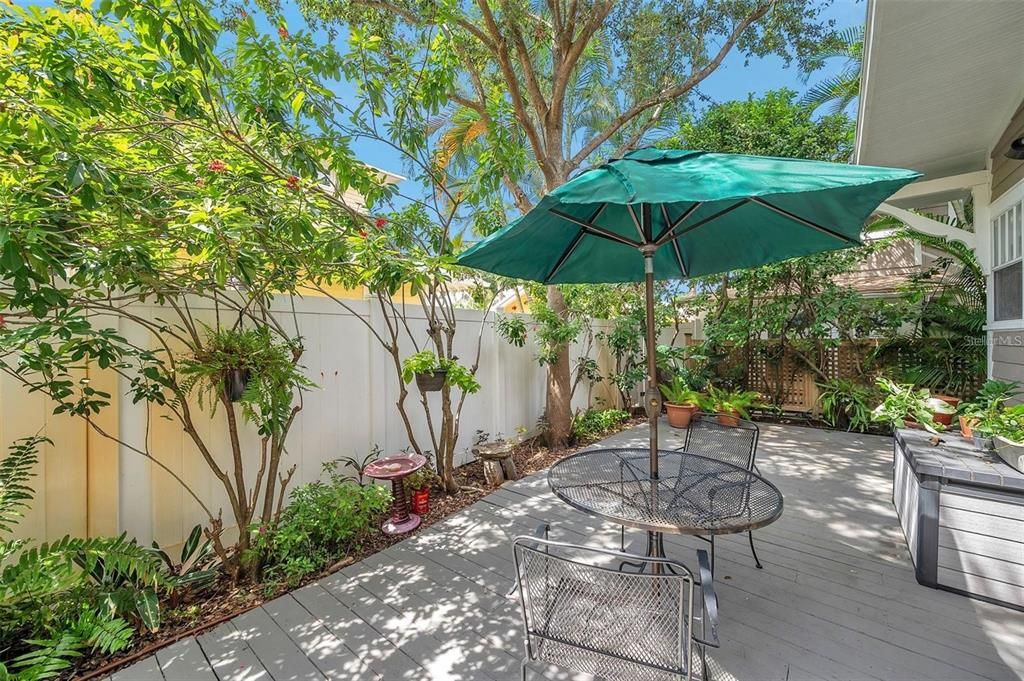 出租: $6,200 (3 贝兹, 2 浴室, 2906 平方英尺)