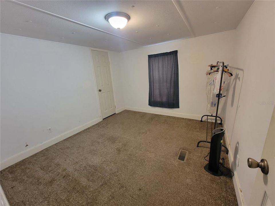 For Sale: $140,000 (3 beds, 2 baths, 1248 Square Feet)