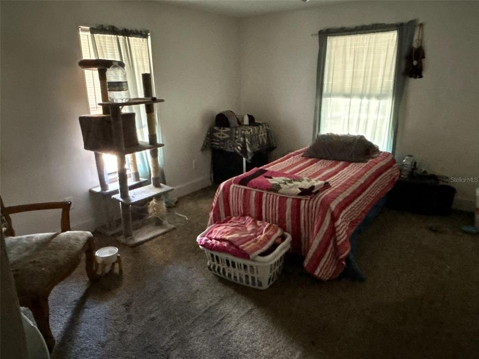 For Sale: $140,000 (3 beds, 2 baths, 1248 Square Feet)