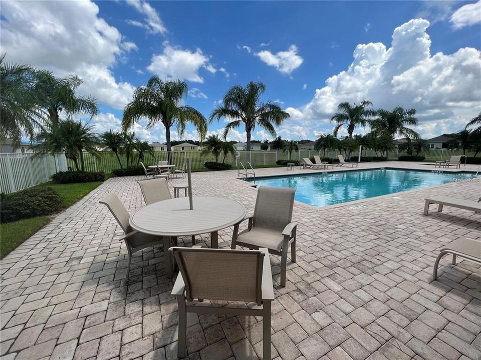 For Rent: $1,850 (2 beds, 2 baths, 1256 Square Feet)