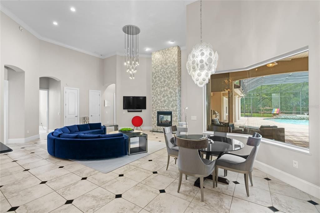 待售: $1,900,000 (5 贝兹, 4 浴室, 6784 平方英尺)