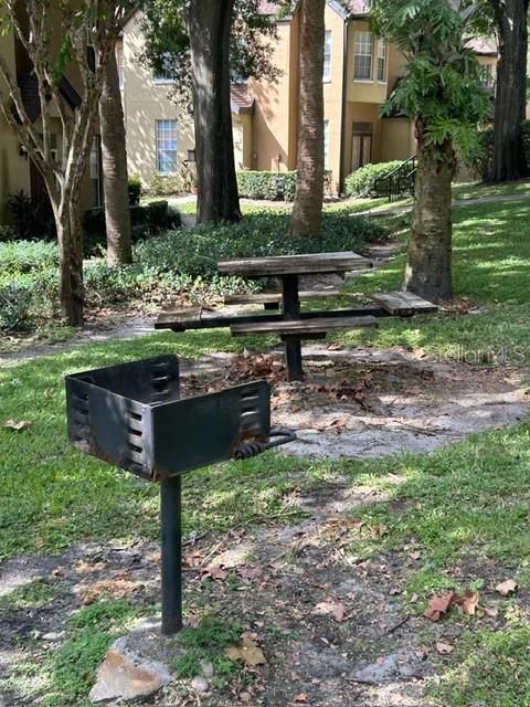 В аренду: $1,750 (2 спален, 2 ванн, 1051 Квадратных фут)