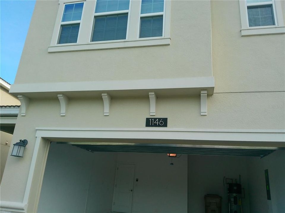 Active With Contract: $2,769 (4 beds, 2 baths, 2333 Square Feet)