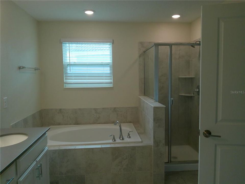 Active With Contract: $2,769 (4 beds, 2 baths, 2333 Square Feet)