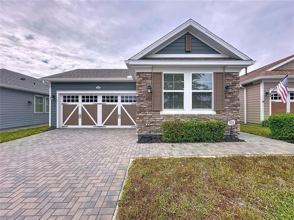 Active With Contract: $340,000 (2 beds, 2 baths, 1568 Square Feet)