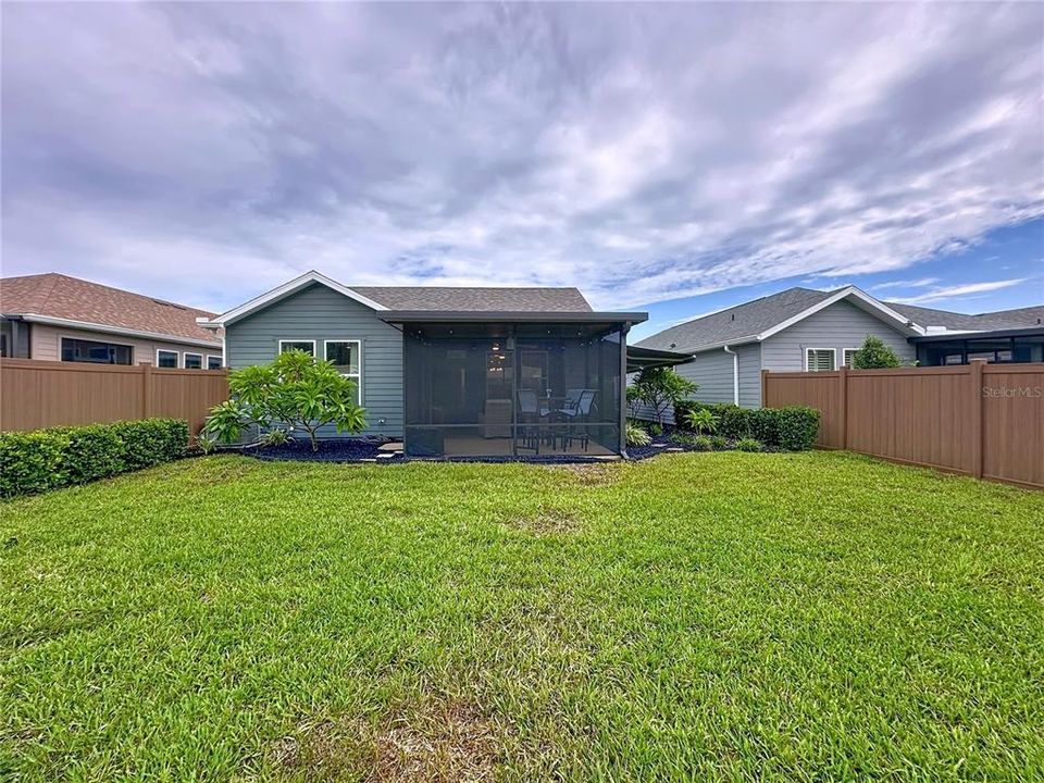 Active With Contract: $340,000 (2 beds, 2 baths, 1568 Square Feet)