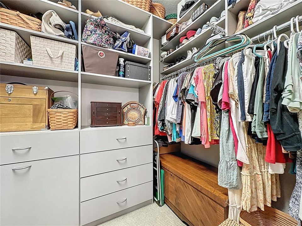 Active With Contract: $340,000 (2 beds, 2 baths, 1568 Square Feet)