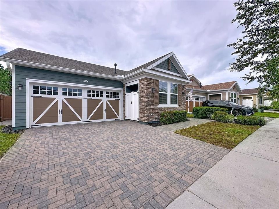 Active With Contract: $340,000 (2 beds, 2 baths, 1568 Square Feet)