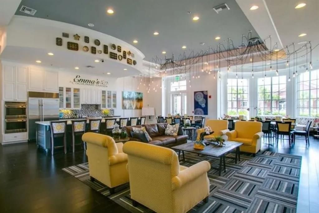 Active With Contract: $340,000 (2 beds, 2 baths, 1568 Square Feet)