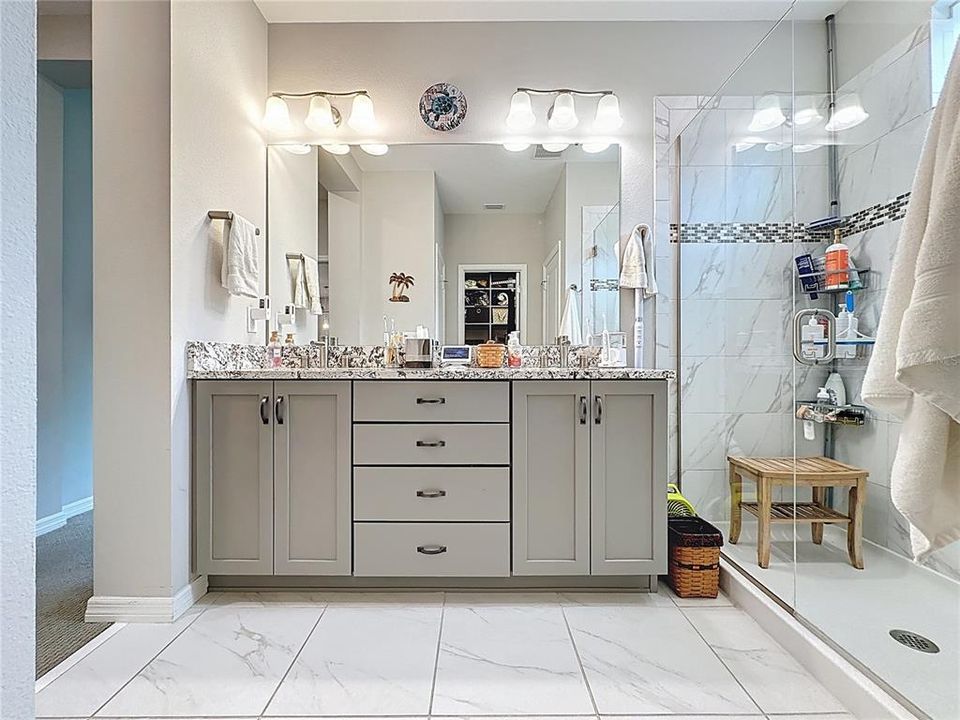 Active With Contract: $340,000 (2 beds, 2 baths, 1568 Square Feet)