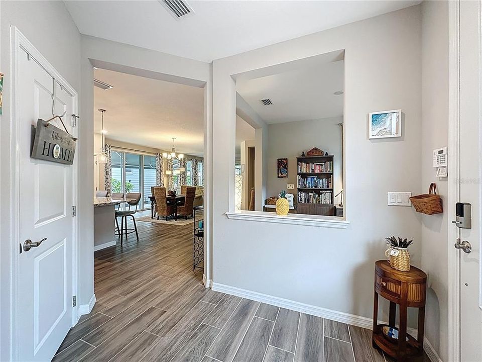 Active With Contract: $340,000 (2 beds, 2 baths, 1568 Square Feet)