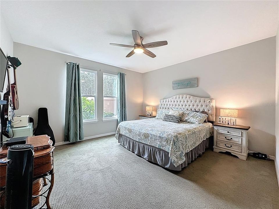 Active With Contract: $340,000 (2 beds, 2 baths, 1568 Square Feet)