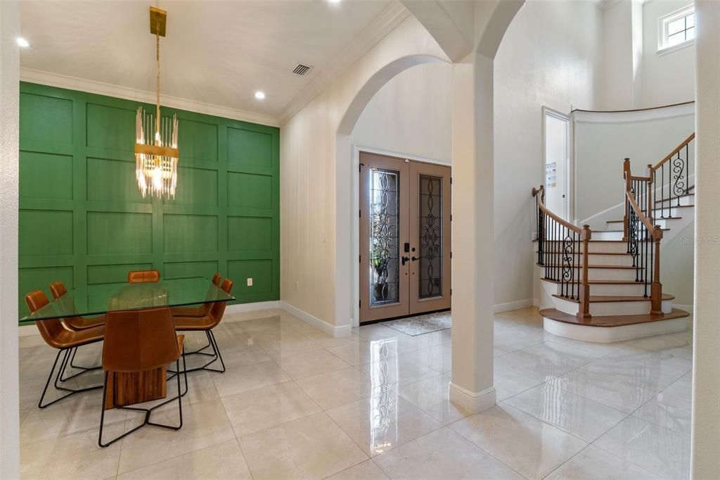 На продажу: $1,100,000 (5 спален, 6 ванн, 4048 Квадратных фут)