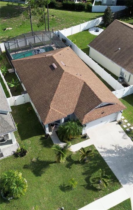 Под контрактом: $345,000 (3 спален, 2 ванн, 1222 Квадратных фут)