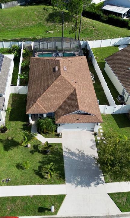 Под контрактом: $345,000 (3 спален, 2 ванн, 1222 Квадратных фут)