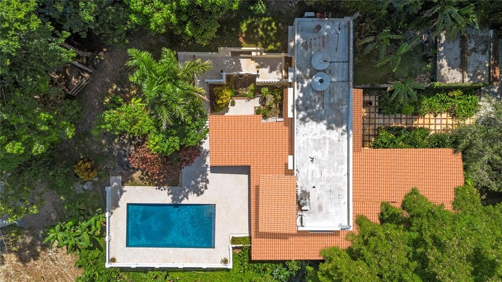 En Venta: $1,100,000 (4 camas, 3 baños, 3633 Pies cuadrados)