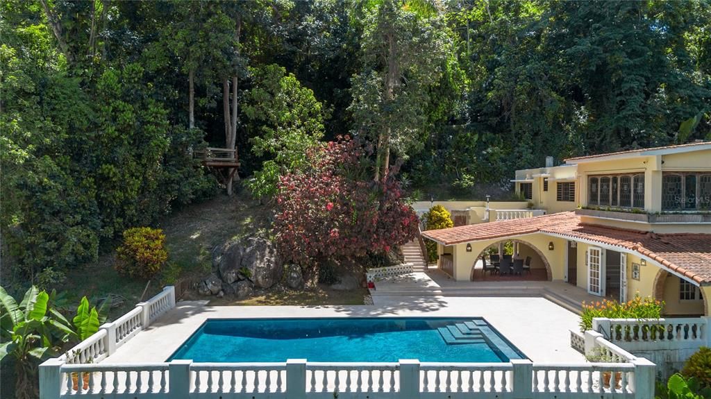 En Venta: $1,100,000 (4 camas, 3 baños, 3633 Pies cuadrados)