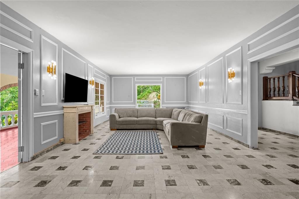 En Venta: $1,100,000 (4 camas, 3 baños, 3633 Pies cuadrados)