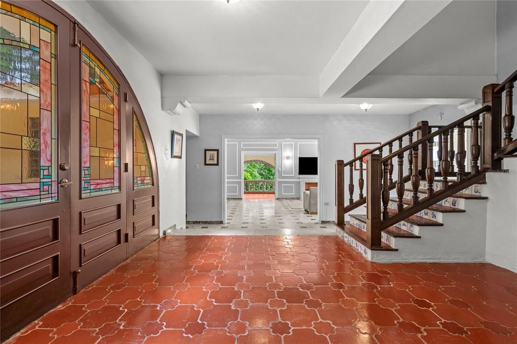 En Venta: $1,100,000 (4 camas, 3 baños, 3633 Pies cuadrados)