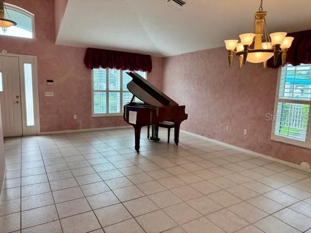 For Sale: $430,000 (3 beds, 2 baths, 2011 Square Feet)