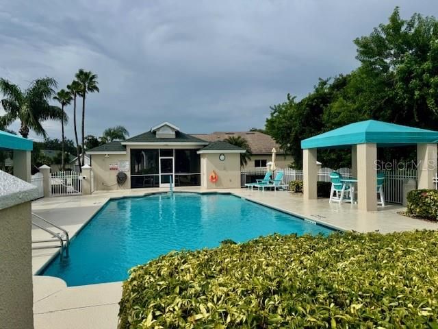 For Sale: $430,000 (3 beds, 2 baths, 2011 Square Feet)