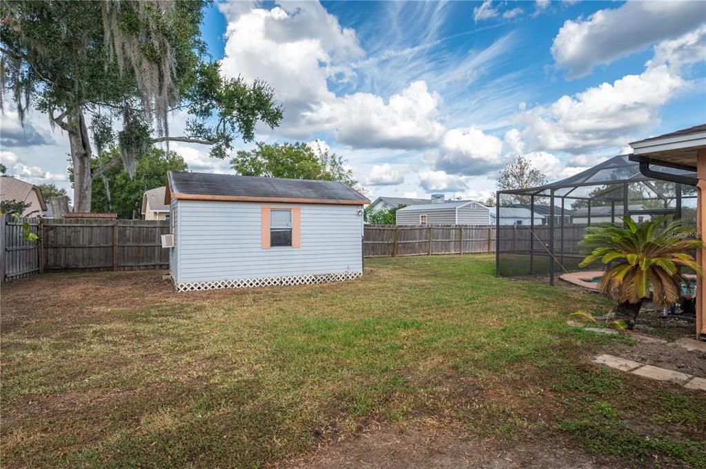 For Sale: $369,000 (3 beds, 2 baths, 1704 Square Feet)