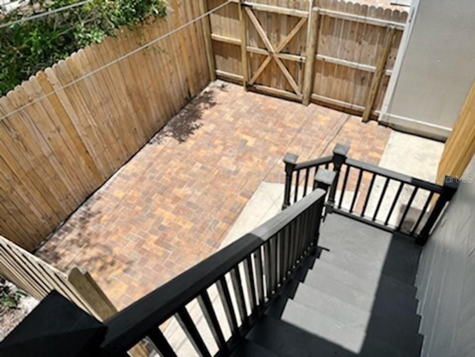 Active With Contract: $1,740 (1 beds, 1 baths, 540 Square Feet)