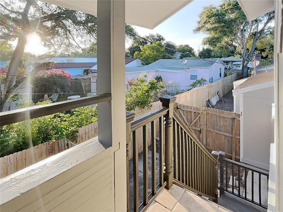 Active With Contract: $1,740 (1 beds, 1 baths, 540 Square Feet)