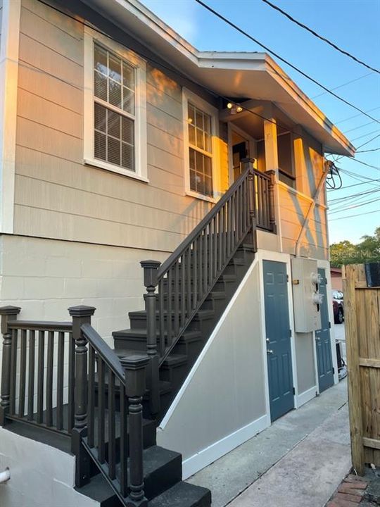 Active With Contract: $1,740 (1 beds, 1 baths, 540 Square Feet)