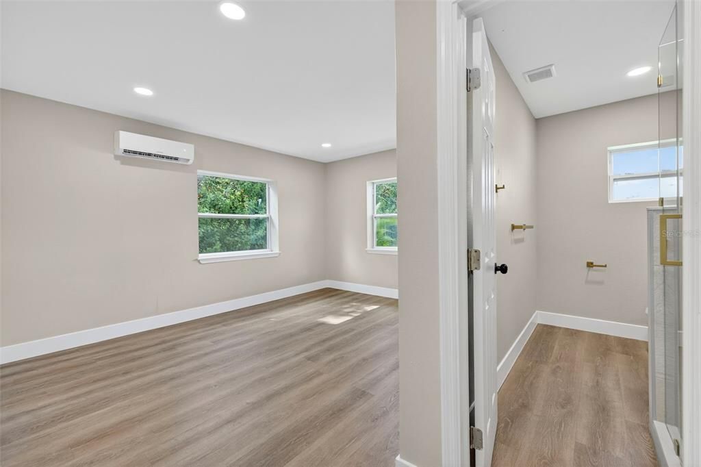 For Sale: $249,000 (3 beds, 2 baths, 1409 Square Feet)